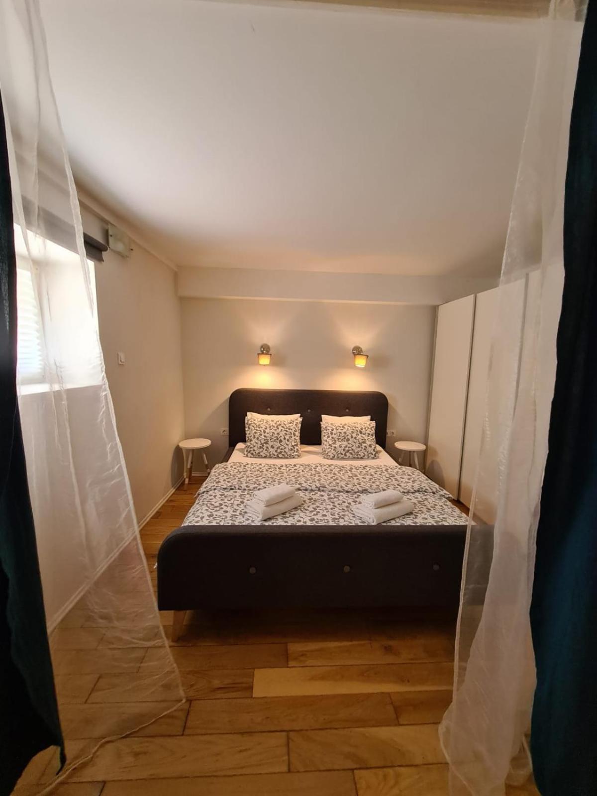Ferienwohnung Max'S Downtown Oasis Zadar Exterior foto